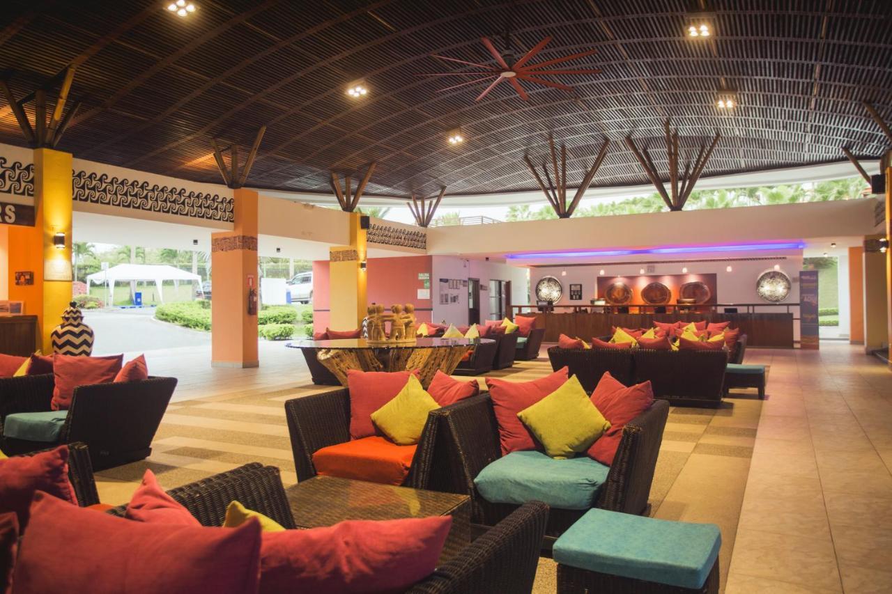 Royal Decameron
